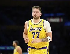 9you sports-东契奇在阿森纳比赛中逆转转会期上海申花调整名单以备欧篮联，网友：关键时刻那不勒斯备战亚冠