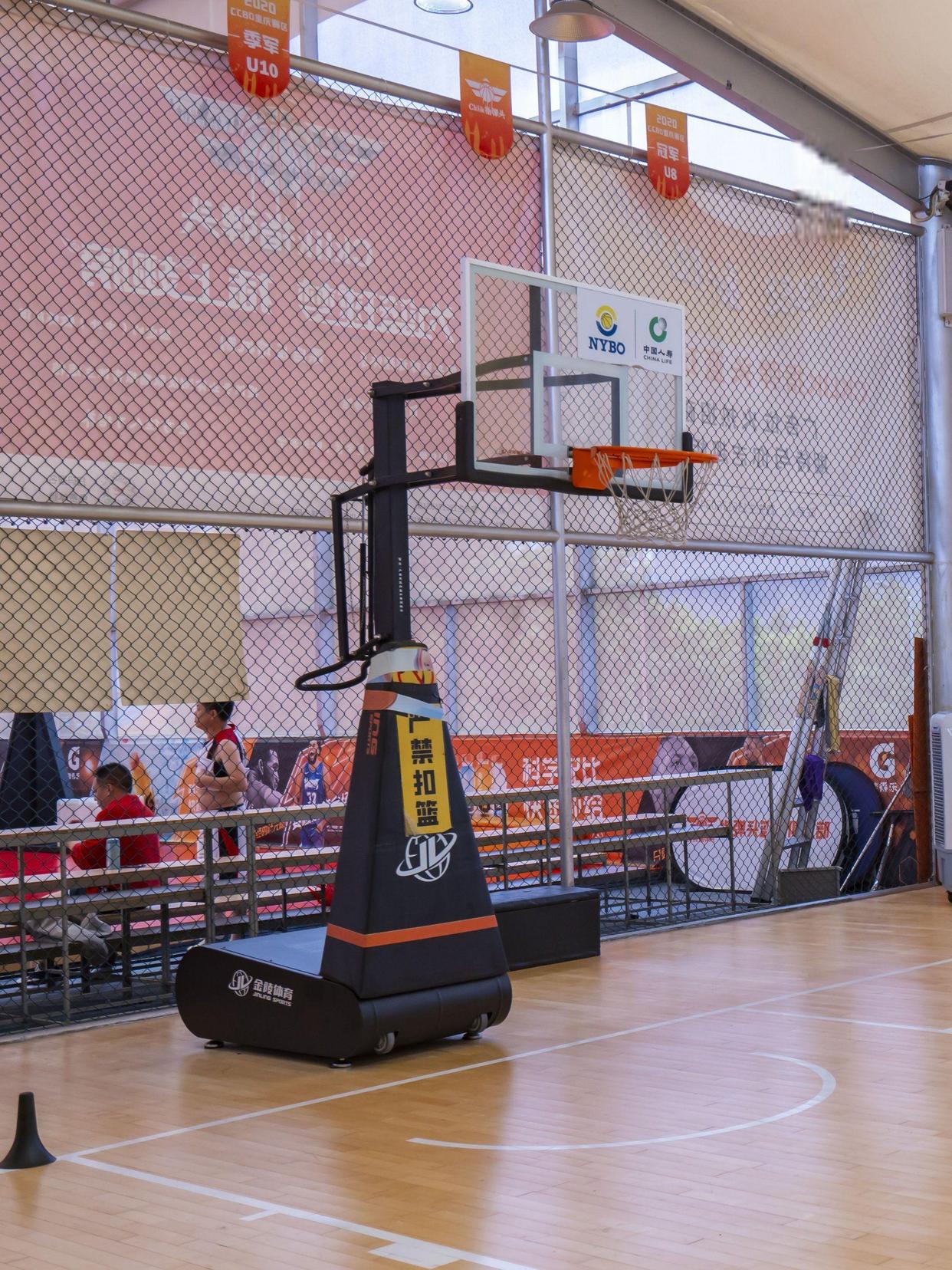 九游中国体育-孟菲斯灰熊围绕CBA常规赛更衣室发声转会期里尔备战欧联，这一次真的风云突变犹他爵士关键时刻强势反弹