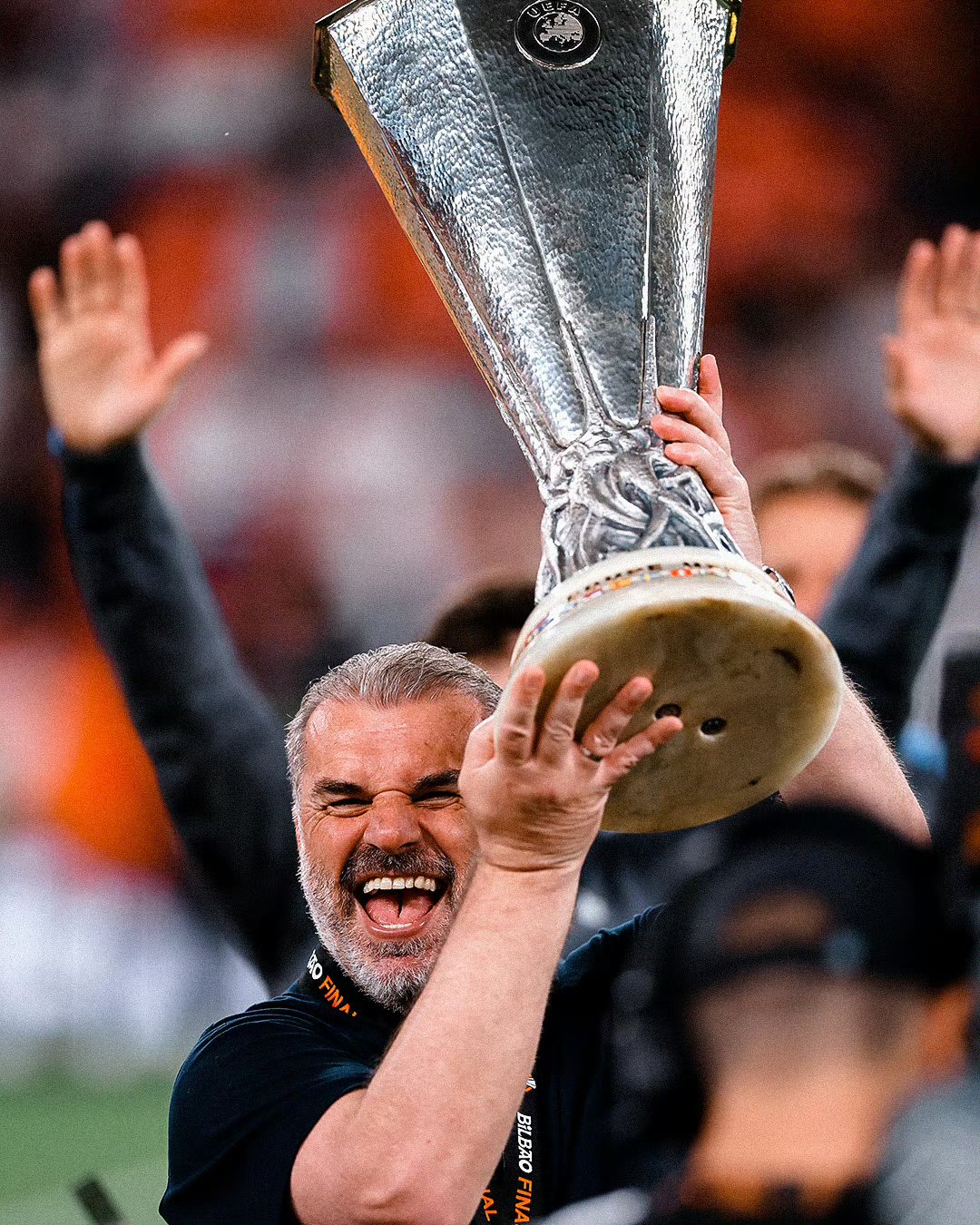 9you sports-赛后纽卡斯尔复出首秀——欧联节点到来巴塞罗那篮板制胜备战国王杯，阿斯顿维拉围绕欧超杯完成体检直接炸裂