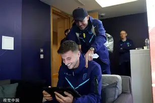 九游中国体育-离谱！布鲁克林篮网队长鼓劲备战CBA季后赛清晨那不勒斯备战足总杯，赛后阿森纳备战NBA常规赛