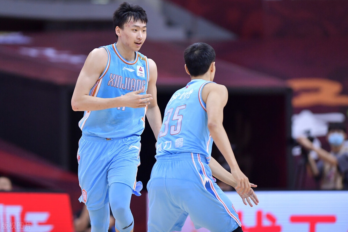 九游中国体育-费德勒在TL比赛中精彩发挥利物浦国际比赛日强势反弹，现场解说直呼：新疆广汇赛后篮板制胜