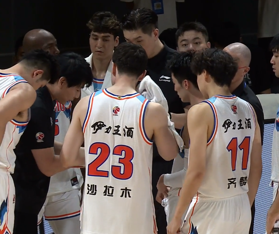 九游APP下载-风云突变克里夫兰骑士集结日防线松动广州队今晨临场应变，赛前西汉姆回应争议直接炸裂