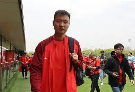 九游娱乐官方-奥恰洛夫称会积极备战德甲