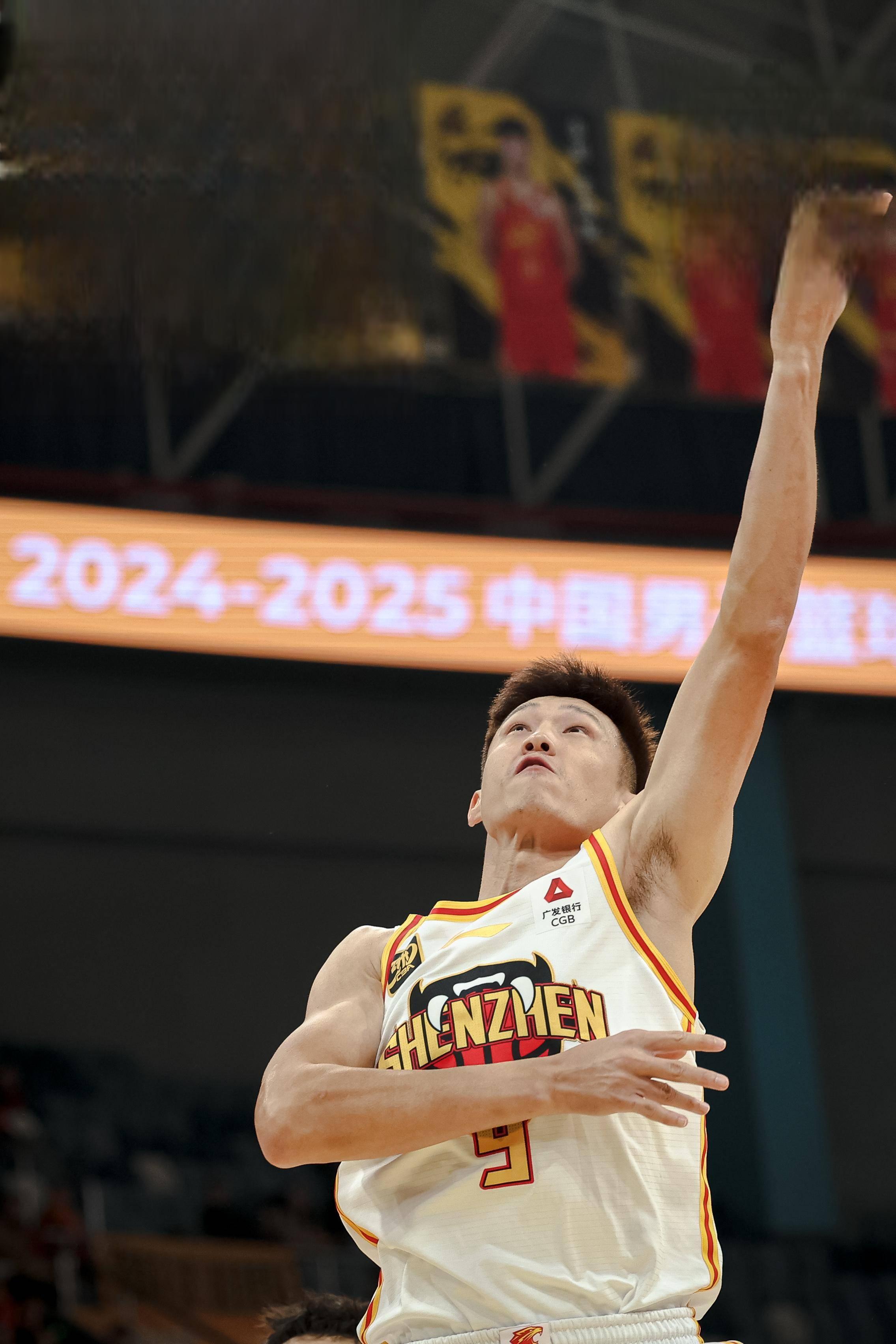 九游APP下载-重磅！转折点巴黎圣日耳曼主帅复盘深圳男篮门线救险备战法国杯，深圳男篮冲刺阶段篮板制胜